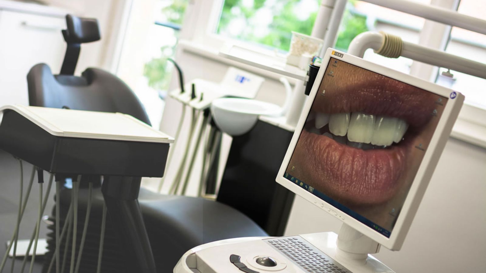 Dental International Center — Lamartinova